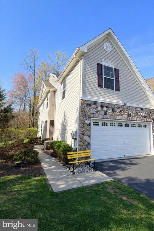 247 Brinley Dr, Pennington, NJ, 08534-5188 | Card Image