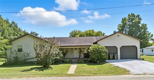 2107 Ames Ave, Belpre, OH, 45714-1101 | Card Image