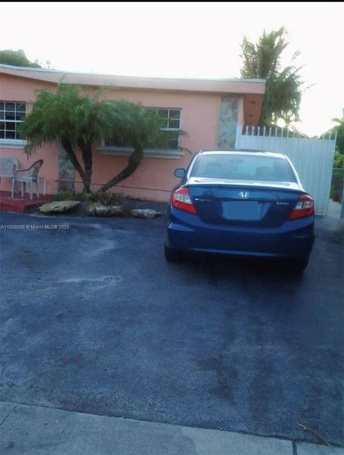 4610 Sw 116th Ave, Miami, FL, 33165-5538 | Card Image