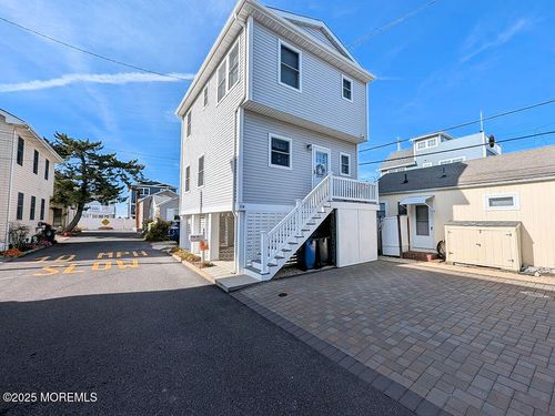 104 W Shore Way, Lavallette, NJ, 08735-1938 | Card Image