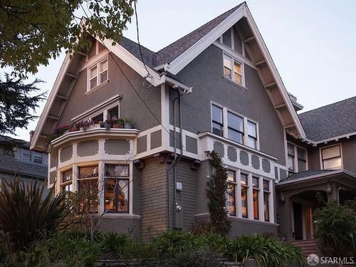 390 Euclid Ave, Oakland, CA, 94610-3237 | Card Image