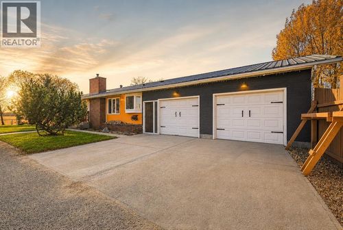 264013 Township Road 433 Township, Rural Ponoka County, AB, T4J1R6 | Card Image