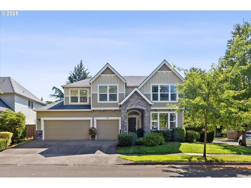 200 N Royal Oak St, Newberg, OR, 97132-7413 | Card Image
