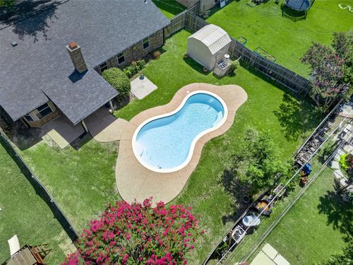 8237 Saint Patrick St, North Richland Hills, TX, 76180-5518 | Card Image