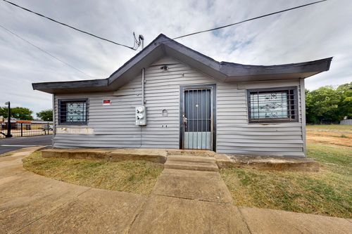 150-3818 S Lancaster Rd, Dallas, TX, 75216-5633 | Card Image