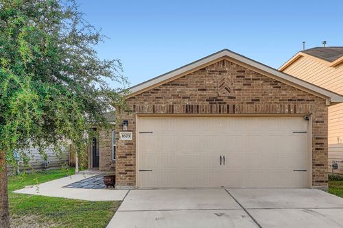1673 Amy Dr, Kyle, TX, 78640-2167 | Card Image