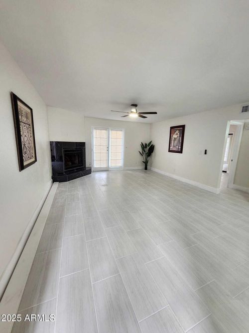 105-15402 N 28th St, Phoenix, AZ, 85032-7944 | Card Image