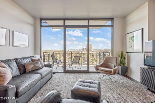 1024-200 W Portland St, Phoenix, AZ, 85003-5469 | Card Image