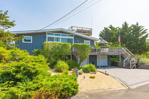 66 Hawser Dr, Oak Beach, NY, 11702 | Card Image