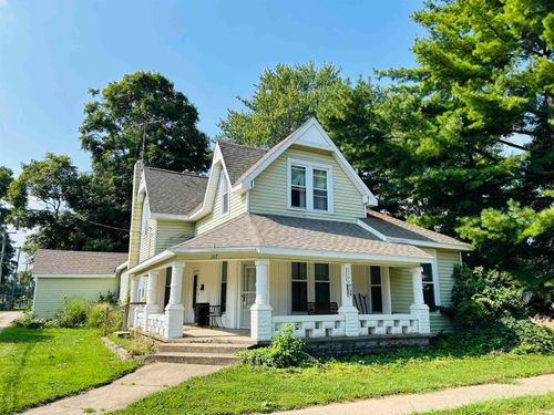 117 W Plum St, Thorntown, IN, 46071-1239 | Card Image