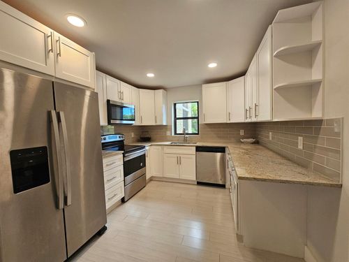201-16300 Golf Club Road, Weston, FL, 33326 | Card Image