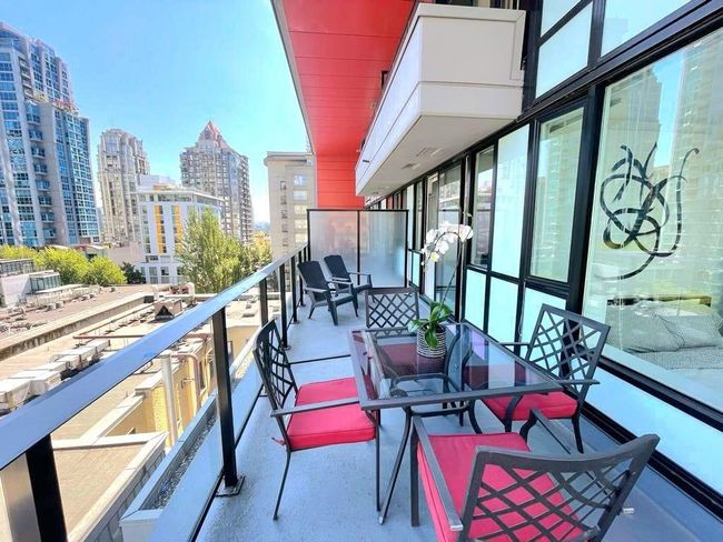 7oo - 1325 Rolston Street, Condo with 2 bedrooms, 0 bathrooms and 1 parking in Vancouver BC | Image 3