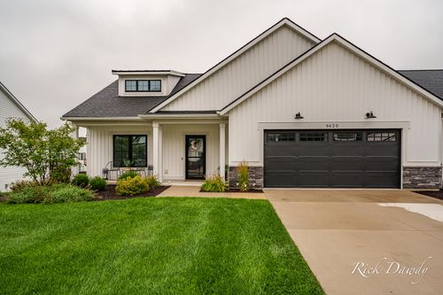 6620 Sheldon Crossing Dr, Hudsonville, MI, 49426-9086 | Card Image