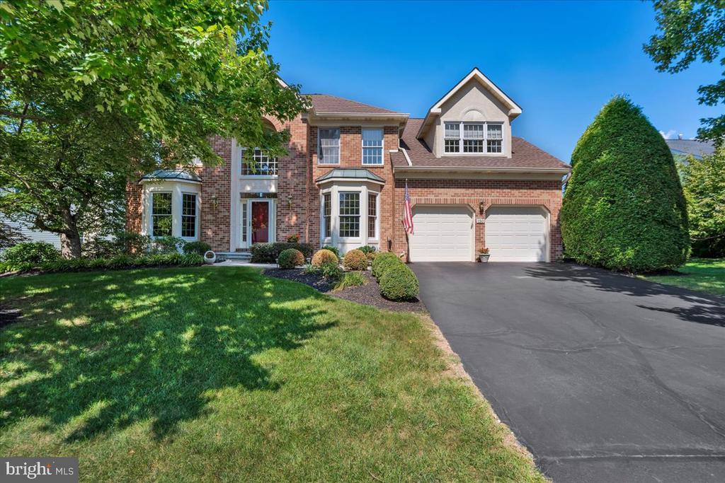 Country Club Dr, Lansdale, PA 19446