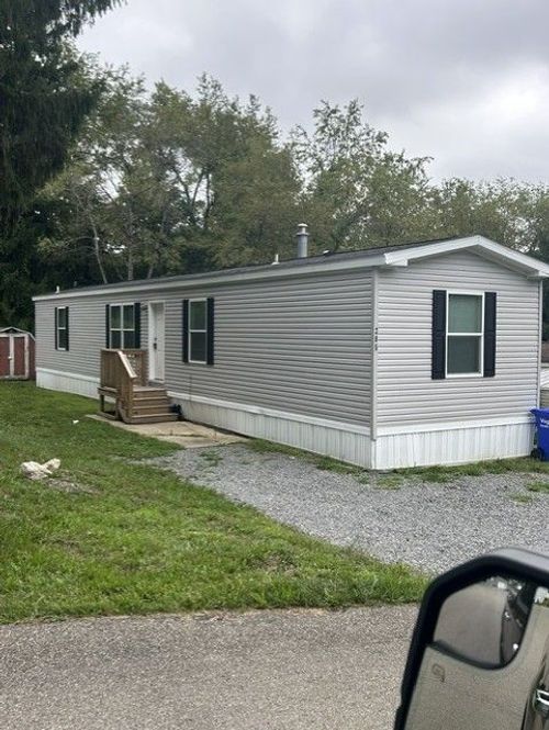 205 Forest Dr, Cranberry Twp, PA, 16066-2117 | Card Image