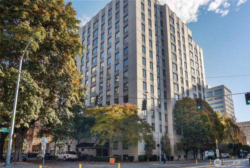 1303-1105 Spring St, Seattle, WA, 98104-3518 | Card Image