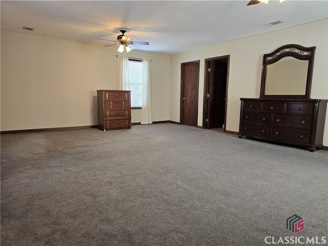 3rd Floor Master BR | Image 18