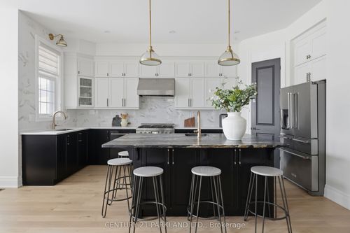 34 Chorus Cres, Kleinburg, ON, L4H4W3 | Card Image