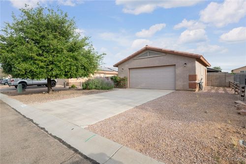 3966 E Suffock Ave, Kingman, AZ, 86409-2309 | Card Image