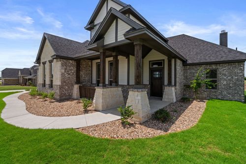 460 Solo Ridge Dr, Waxahachie, TX, 75167-7935 | Card Image
