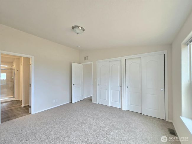 Spacious primary suite | Image 15