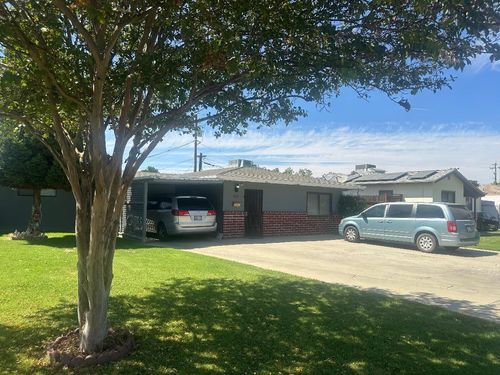 1131 Arizona Ave, Los Banos, CA, 93635-4001 | Card Image