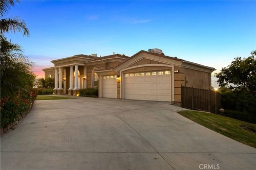 302 Via Blanca, San Dimas, CA, 91773 | Card Image