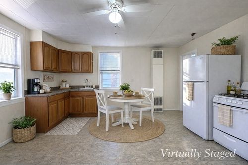 apt-1r-49 Fulton St, Peabody, MA, 01960-6457 | Card Image