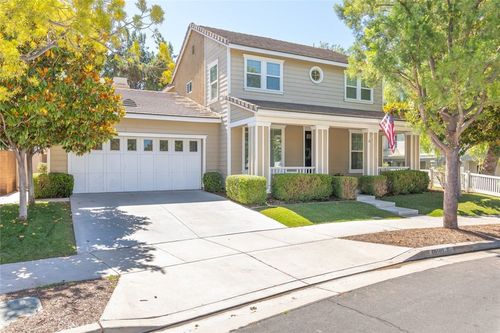 40102 Portsmouth Rd, Temecula, CA, 92591-4590 | Card Image
