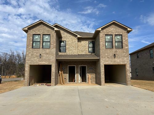 400 &amp; 402 E Center Street, Jacksonville, AR, 72076 | Card Image