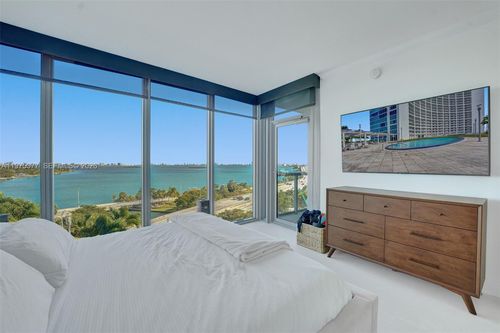 apt-811-601 Ne 36th St, Miami, FL, 33137-3911 | Card Image