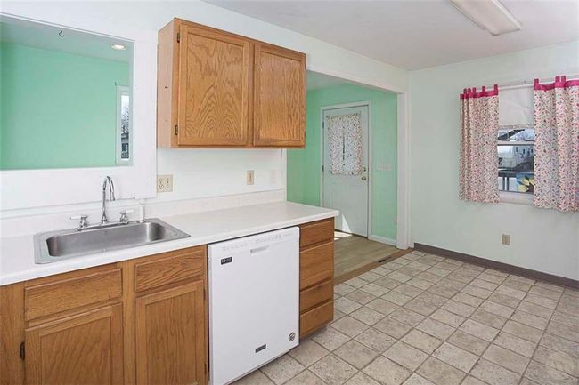 1320 Howard Ave, House other with 4 bedrooms, 2 bathrooms and null parking in Billings MT | Image 7