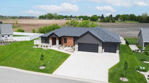 W6818 Wilmington Lane, GREENVILLE, WI, 54942 | Card Image