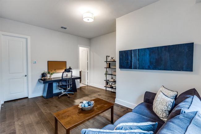APT-501 - 381 E Greenbriar Ln, Townhouse with 3 bedrooms, 4 bathrooms and null parking in Dallas TX | Image 6