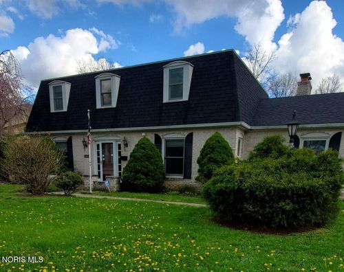 2003 Bucklew Dr, Toledo, OH, 43613-2220 | Card Image
