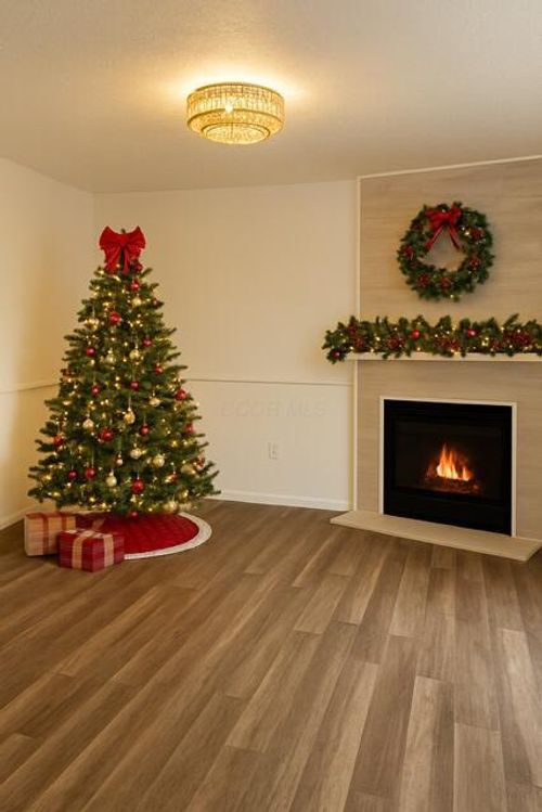 6351 Whims Rd, Canal Winchester, OH, 43110-8579 | Card Image