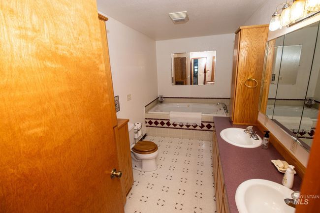 20888 Upper Fords Creek Rd, House other with 2 bedrooms, 2 bathrooms and 2 parking in Weippe ID | Image 37