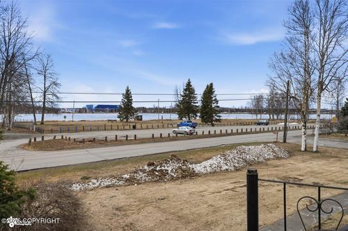 6-3333 Lakeshore Dr, Anchorage, AK, 99517-2875 | Card Image