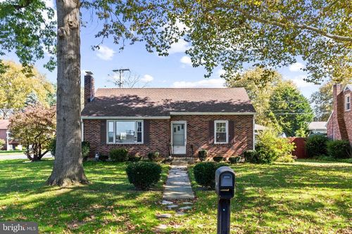 301 S Kershaw St, YORK, PA, 17402-3449 | Card Image