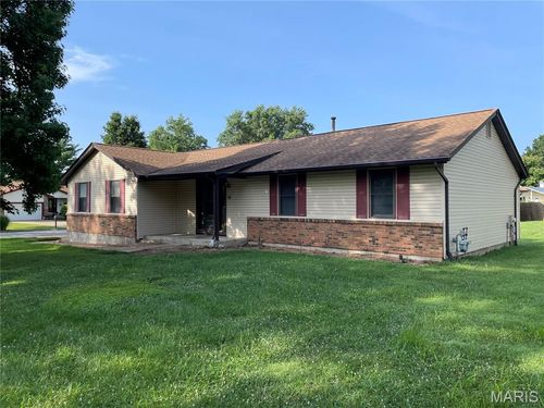 14 Twin Oaks Dr, Saint Peters, MO, 63376-3728 | Card Image