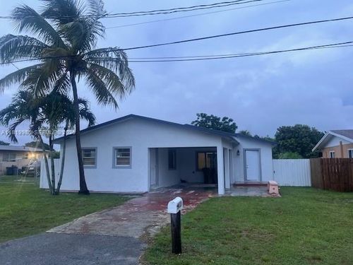 21221 Sw 120th Ave, Miami, FL, 33177-5915 | Card Image
