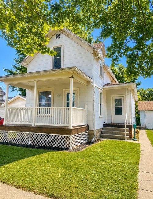 1021 Alger St, Fremont, OH, 43420-2030 | Card Image