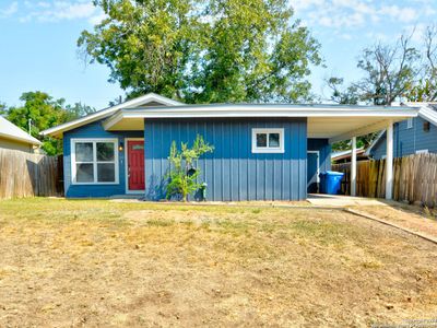 940 Prescott St., House other with 2 bedrooms, 1 bathrooms and null parking in Kerrville TX | Image 2