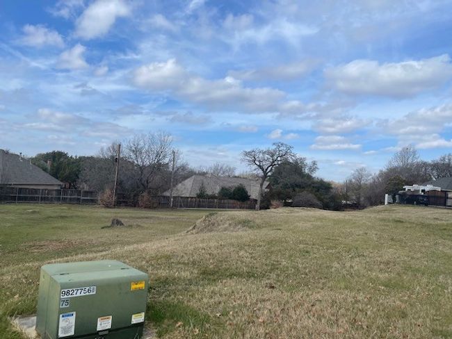 View of yard | Image 8