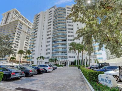 311 - 3430 Galt Ocean Dr, Condo with 2 bedrooms, 2 bathrooms and null parking in Fort Lauderdale FL | Image 1