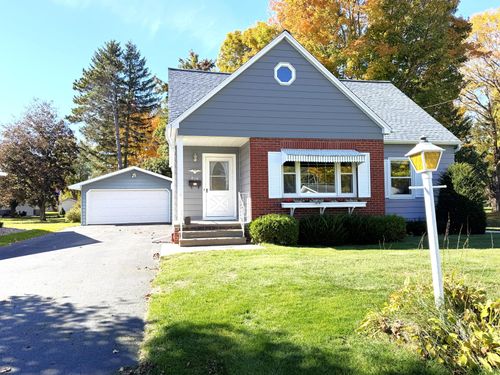 406 Deresch St, Antigo, WI, 54409-1025 | Card Image