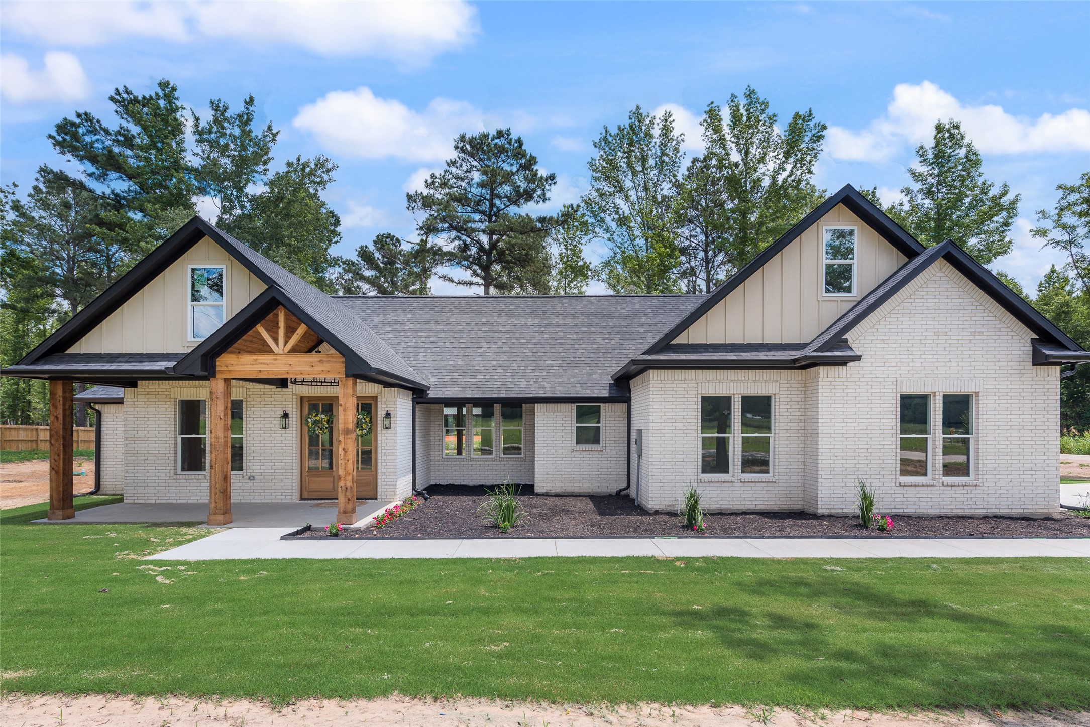 Residential in Lindale