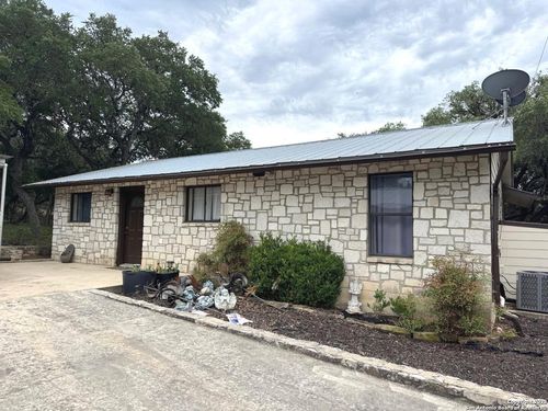 7501 Fm 1283, Lakehills, TX, 78063-6511 | Card Image