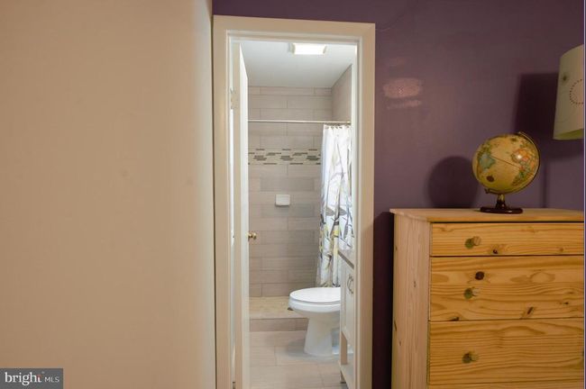 6403 Limerick Ct, House other with 4 bedrooms, 3 bathrooms and null parking in SPRINGFIELD VA | Image 23