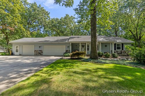 3687 Wentworth Dr Sw, Wyoming, MI, 49519-3140 | Card Image